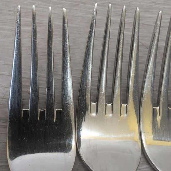 Lot of 17 Pieces SOLIGEN GERMANY 18/10 Stainless & GOLD Accent Flatware - Picture 9 of 13